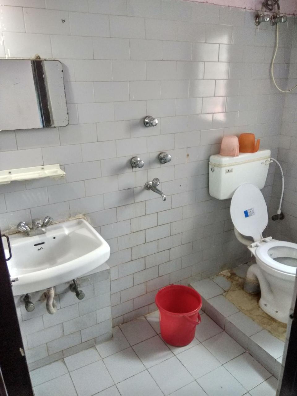 كولكاتا Renu Guest House المظهر الخارجي الصورة