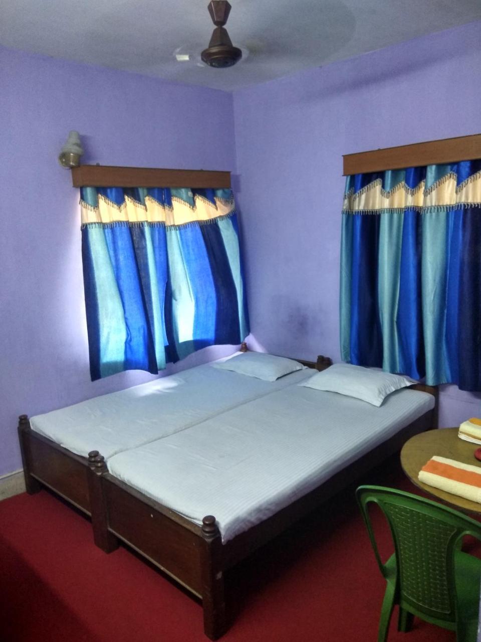 كولكاتا Renu Guest House المظهر الخارجي الصورة