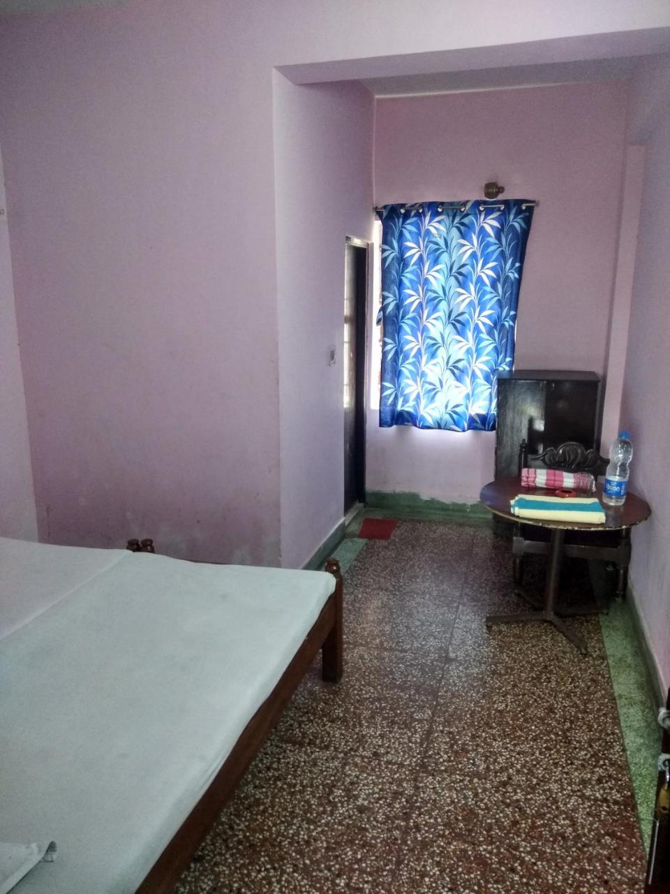 كولكاتا Renu Guest House المظهر الخارجي الصورة