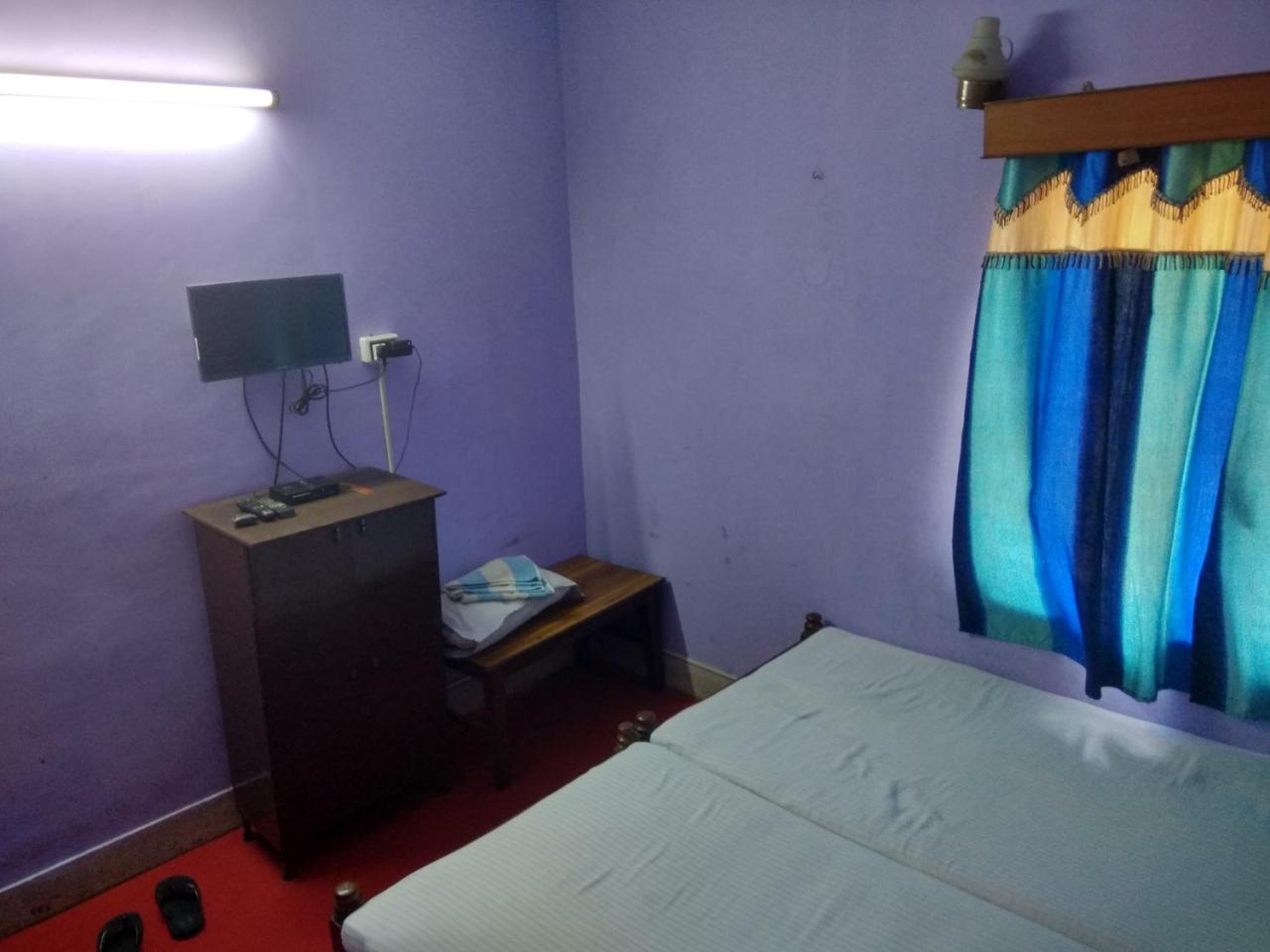 كولكاتا Renu Guest House المظهر الخارجي الصورة