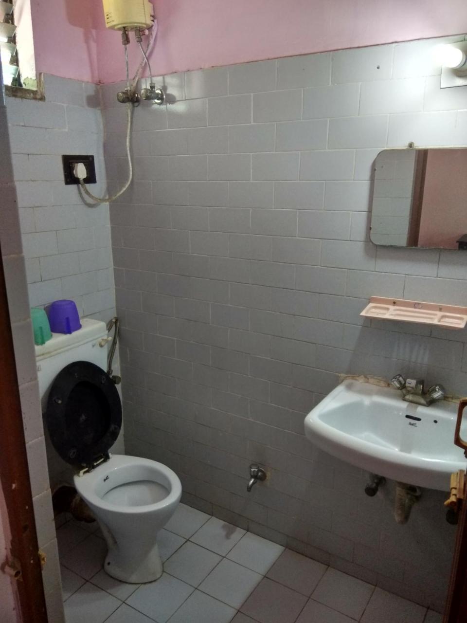 كولكاتا Renu Guest House المظهر الخارجي الصورة